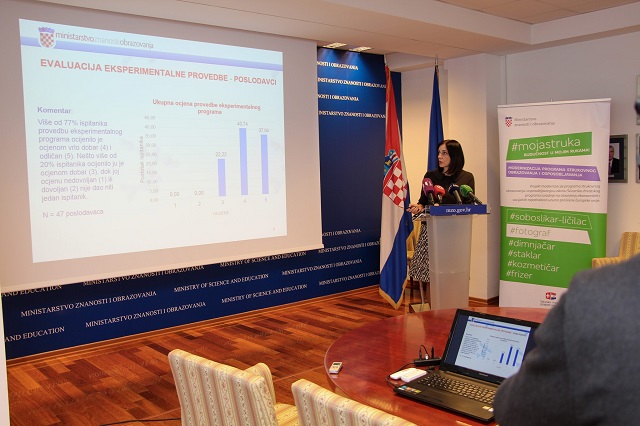 Slika \slike\Obrazovanje\Strukovno\strukovno-brifing-4-3-2020-1.jpg